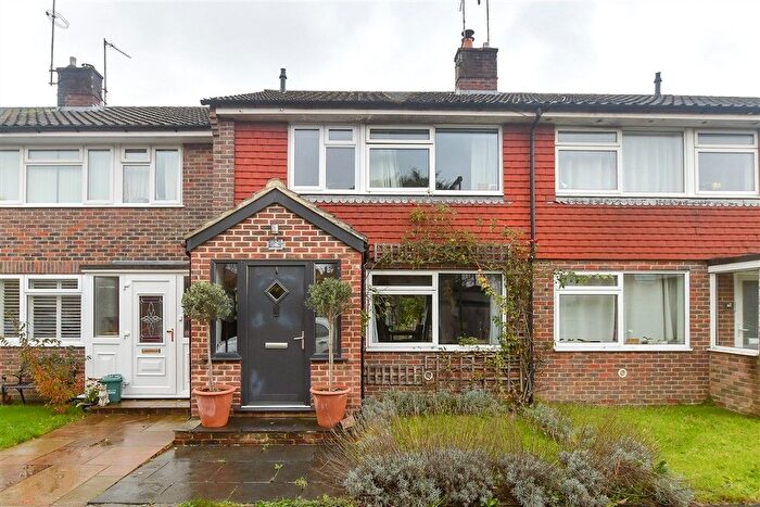 3 Bedroom Terraced House For Sale In Fieldway, Lindfield, Haywards Heath, West Sussex, RH16