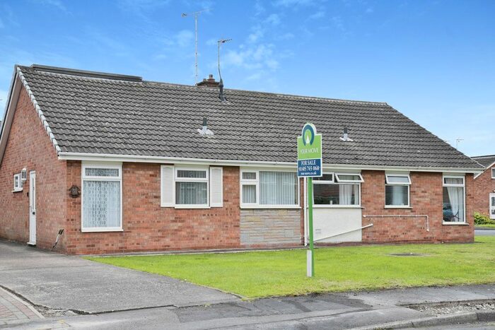 2 Bedroom Bungalow For Sale In Hood Grove, Goole, DN14