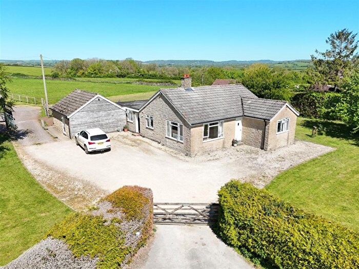 3 Bedroom Detached Bungalow For Sale In Bowridge Hill, Gillingham, SP8