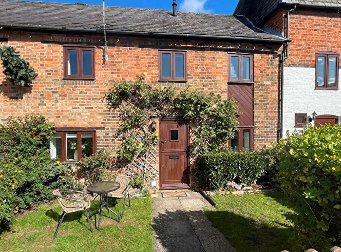 3 Bedroom Cottage For Sale In The Maltings, Olney, MK46