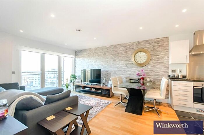 2 Bedroom Apartment To Rent In Pinner Road, Harrow, HA1