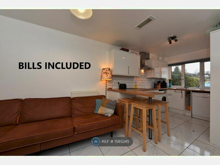 6 Bedroom Terraced House To Rent In Guildford Park Avenue, Guildford, GU2