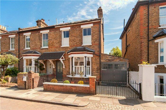 3 Bedroom End Of Terrace House To Rent In Fitzgerald Road, Mortlake, London, SW14