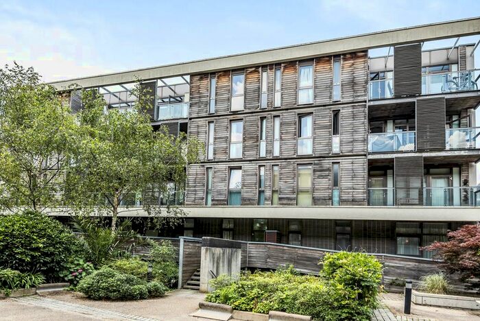 2 Bedroom Flat To Rent In Union Park, London, SE10