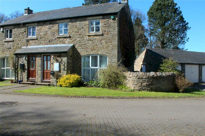 3 Bedroom Semi-Detached House For Sale In Anvil Court, Whittonstall, Consett, County Durham, DH8