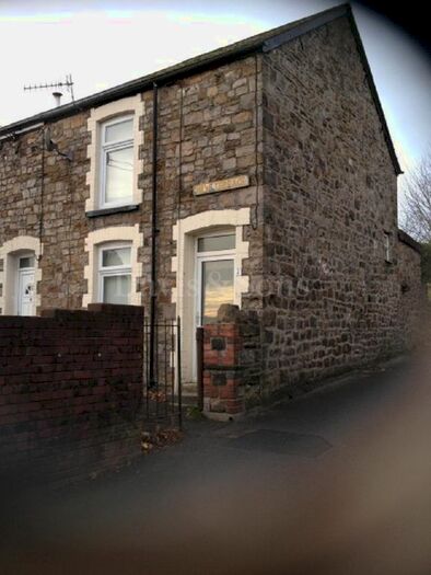 2 Bedroom End Of Terrace House To Rent In New Terrace, Grove Road, Pontnewynydd, Pontypool, Monmouthshire. NP4