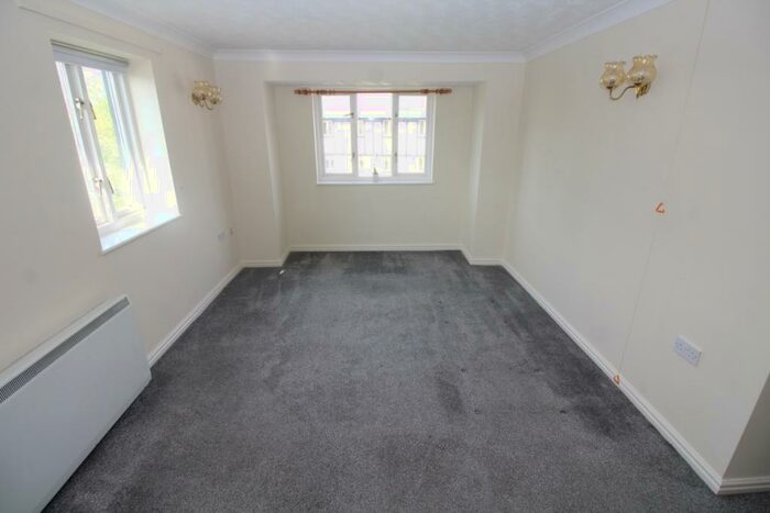 2 Bedroom Apartment To Rent In Queens Park View, Chester, CH4