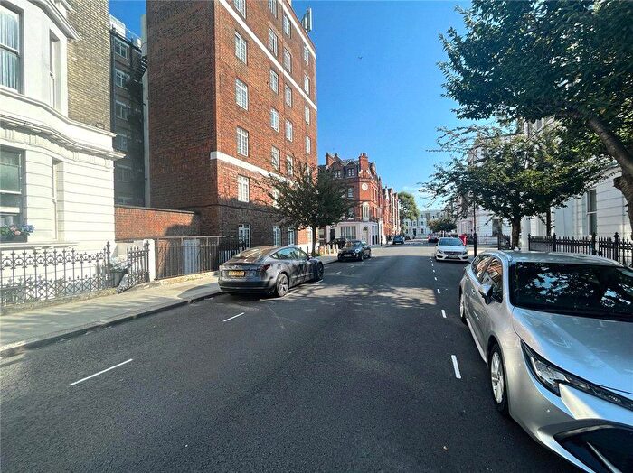 Studio To Rent In Castletown Road, London, W14