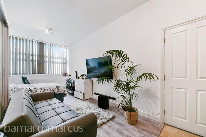 1 Bedroom Apartment For Sale In Portland Road, London, SE25