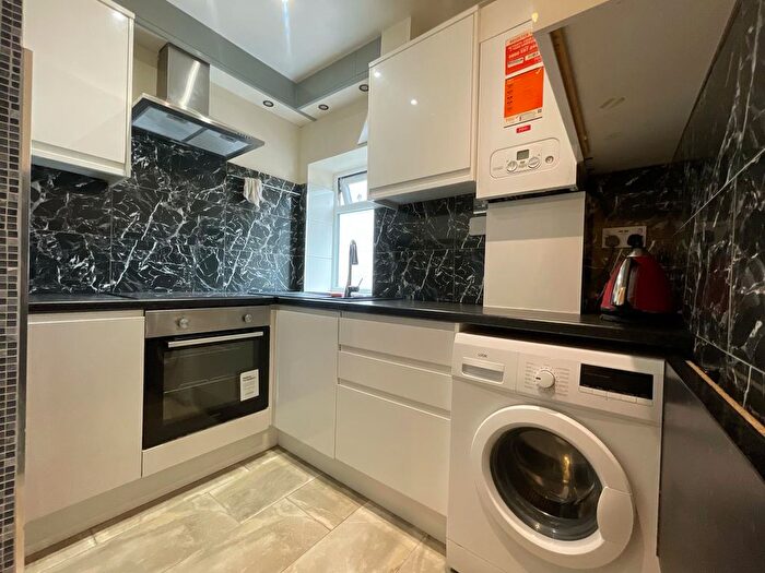 1 Bedroom Flat To Rent In Uxbridge Road, London, W7