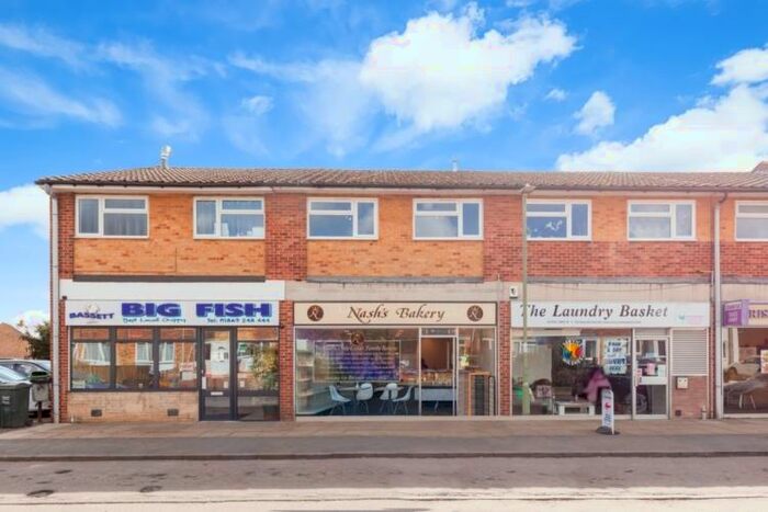 2 Bedroom Apartment To Rent In Bassett Avenue, Bicester, OX26