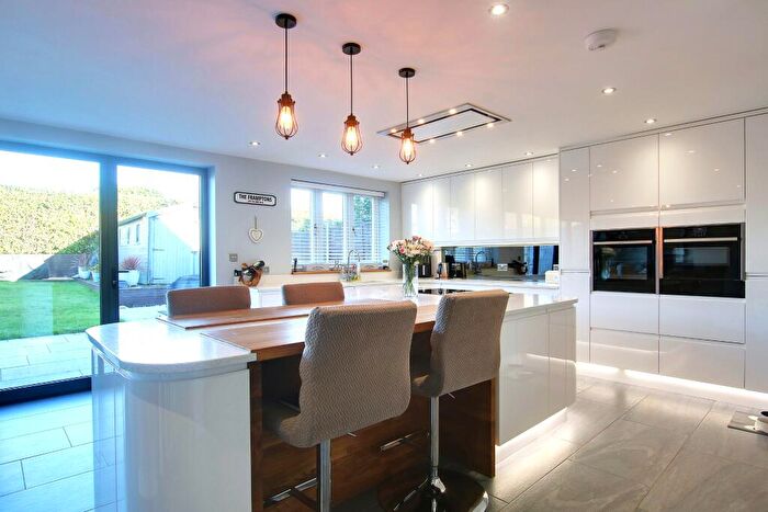 5 Bedroom Detached House For Sale In Nursling, Southampton, SO16