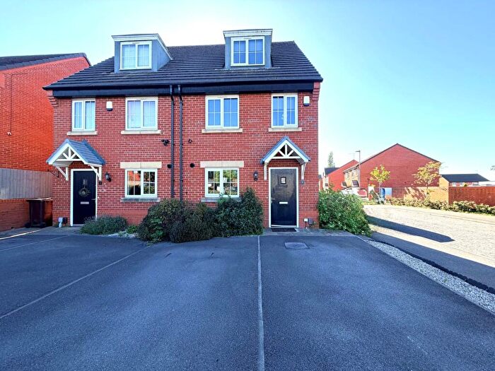 3 Bedroom Semi-Detached House For Sale In Chapel Drive, Huyton, L36