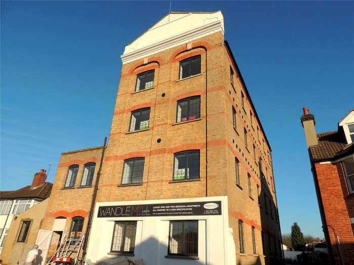 2 Bedroom Flat To Rent In Wandle Road, Beddington, Croydon, CR0