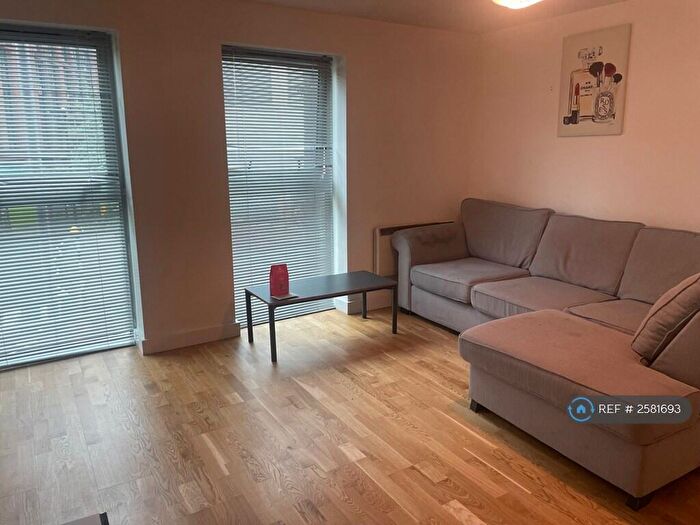 2 Bedroom Flat To Rent In Bloomsbury Court, Nottingham, NG1