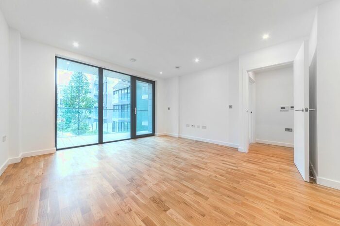 1 Bedroom Flat To Rent In Hawthorne Crescent, Greenwich, London, SE10