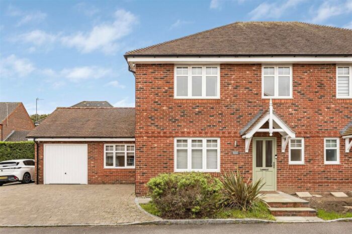 4 Bedroom Semi-Detached House For Sale In The Warren, Three Mile Cross, RG7