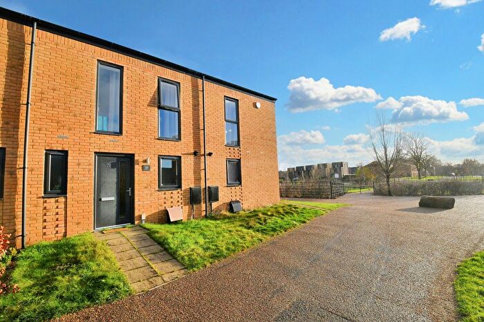 2 Bedroom Terraced House For Sale In Shergar Way, Salford, M6