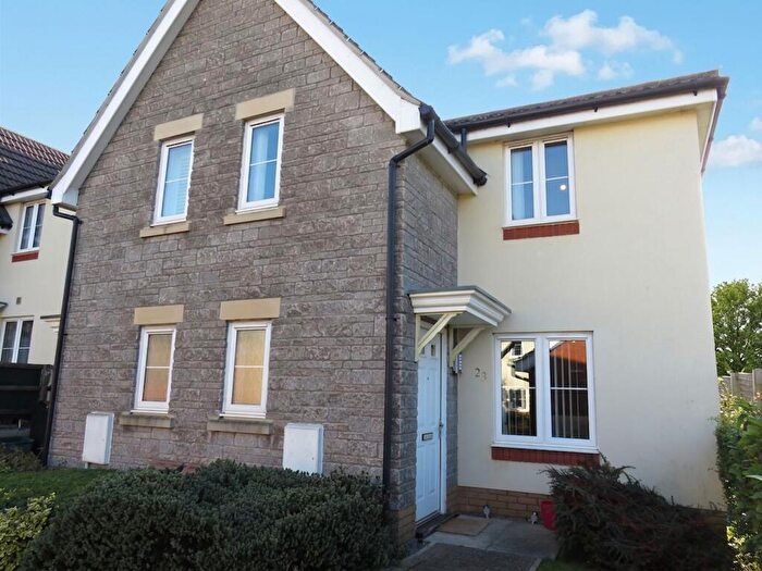 2 Bedroom Mews To Rent In Brislington, Latimer Close, BS4