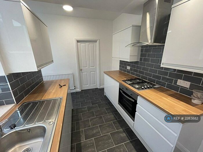 2 Bedroom Flat To Rent In South Shields, Tyne & Wear, NE33