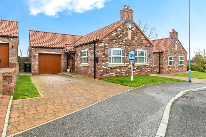 2 Bedroom Detached Bungalow For Sale In Fledgling Close, Eagle, LN6