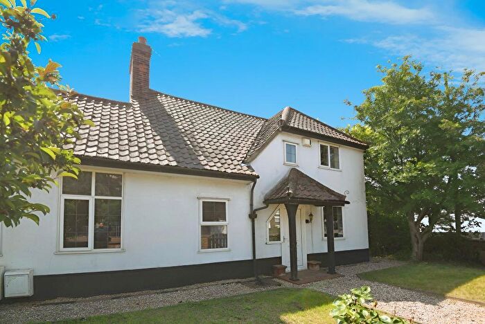 2 Bedroom Semi-Detached House For Sale In Norwich Road, Wisbech, Cambridgeshire, PE13