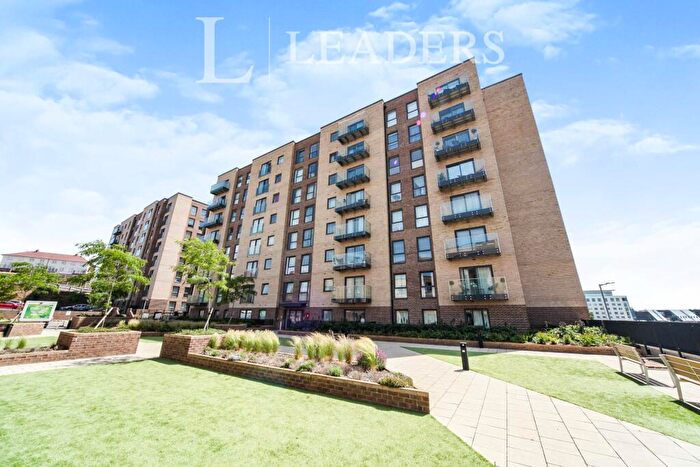2 Bedroom Flat To Rent In Stirling Drive, Luton, Bedfordshire, LU2