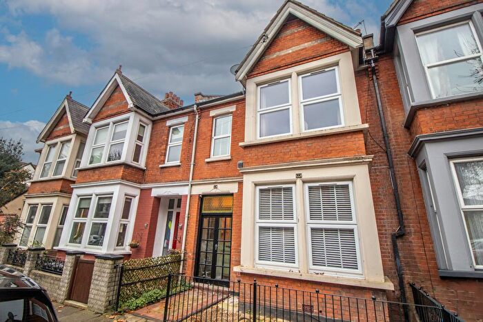 3 Bedroom Terraced House For Sale In Quebec Avenue, Southend-on-Sea, SS1