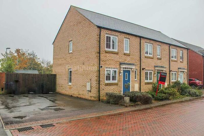 2 Bedroom End Of Terrace House To Rent In Turner Drive, Ely, CB7