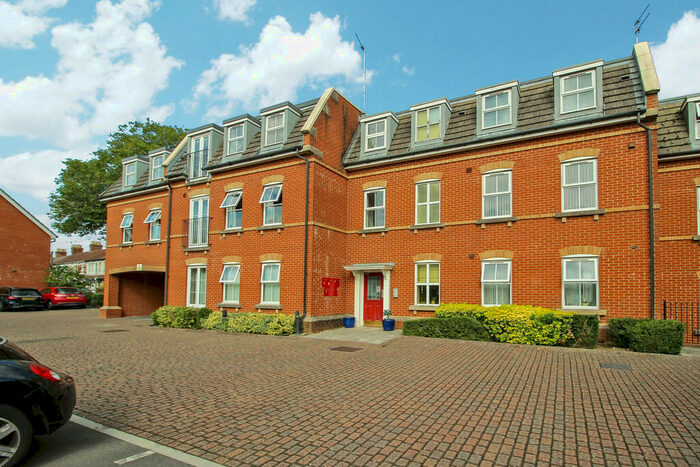 2 Bedroom Apartment To Rent In Ripley Road, Old Town, Swindon, SN1