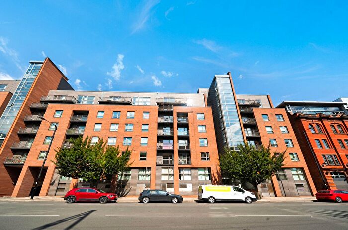 1 Bedroom Flat For Sale In Whitworth Street West, Manchester, M1