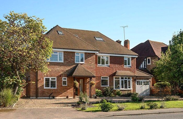 6 Bedroom Detached House For Sale In Manor Road South, KT10