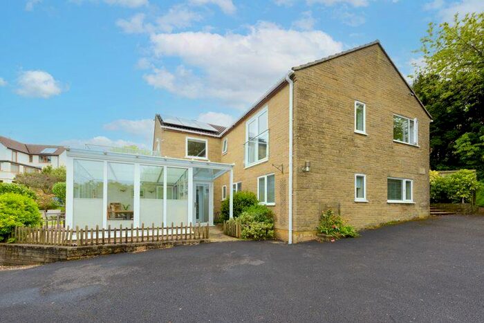 5 Bedroom House To Rent In Bove Town, Glastonbury, BA6