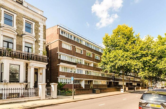 4 Bedroom Maisonette To Rent In Finborough Road, Chelsea, London, SW10