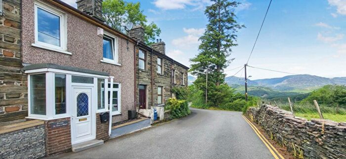 3 Bedroom Terraced House For Sale In Tyn Y Maes, Ffestiniog, LL41