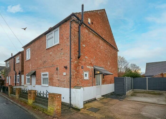 3 Bedroom Semi-Detached House To Rent In East Street, Gotham, Nottingham, NG11