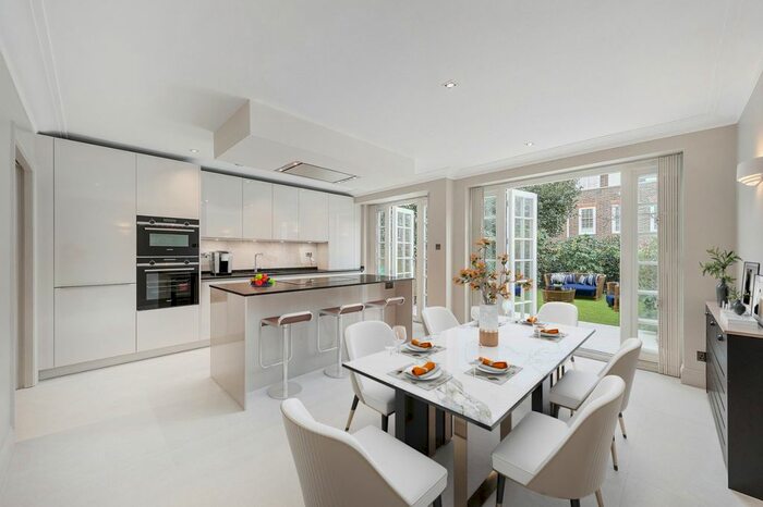 4 Bedroom Terraced House To Rent In St Mary Abbots Terrace, Kensington, London, W14