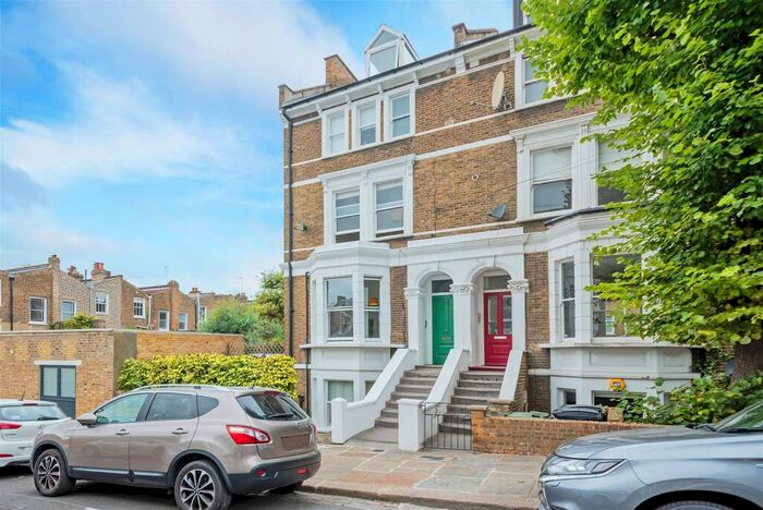 2 Bedroom Flat To Rent In Montpelier Grove, Kentish Town, NW5