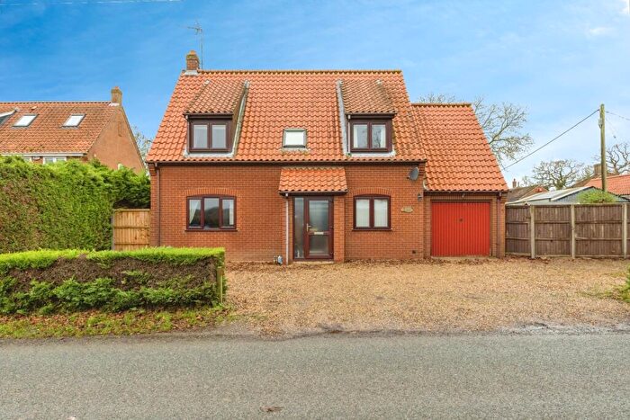 3 Bedroom Detached House For Sale In Dereham Road, Whinburgh, Dereham, Norfolk, NR19