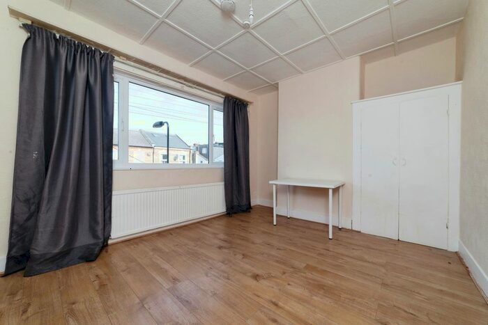 3 Bedroom Terraced House For Sale In Cranbourne Road, Leyton, London, E15