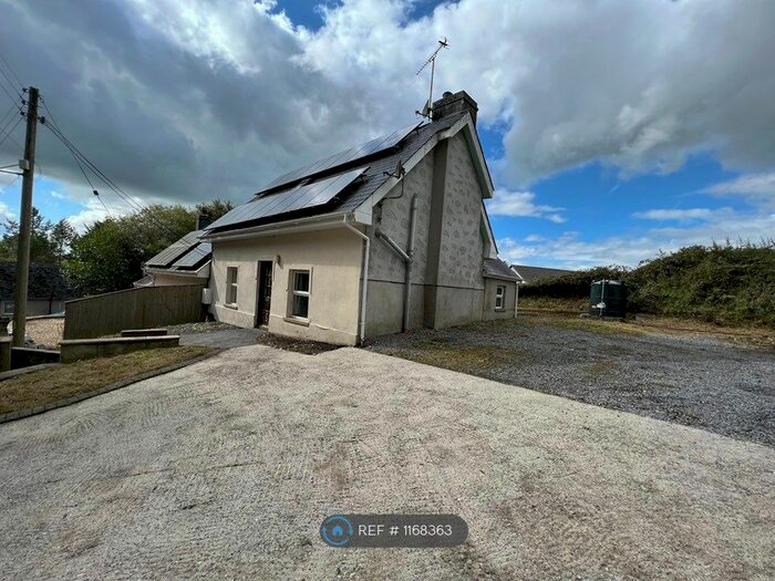 2 Bedroom Semi-Detached House To Rent In Gatgoch, Carmarthen, SA32