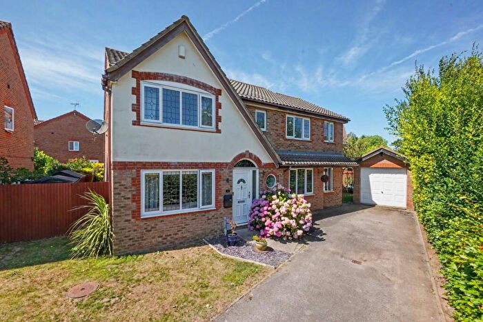 4 Bedroom Detached House For Sale In Cinnabar Drive, Sittingbourne, ME10