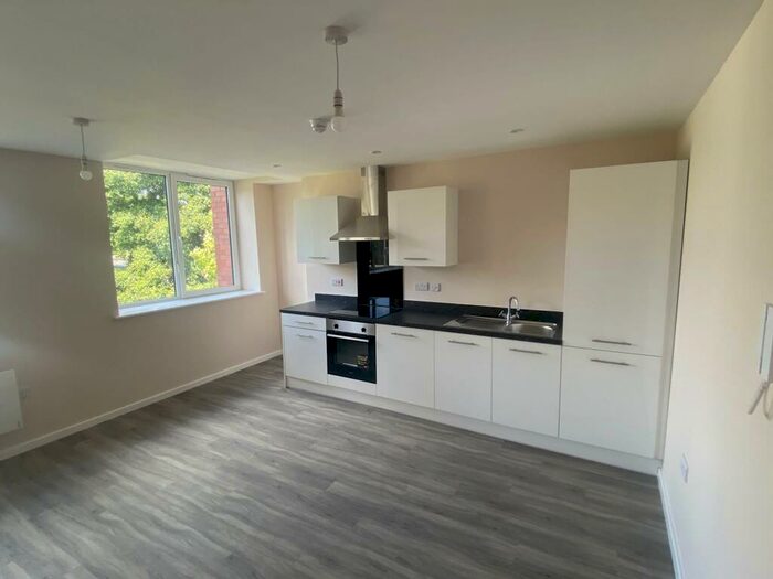 1 Bedroom Apartment To Rent In Southwood House, Manchester, Greater Manchester, M5