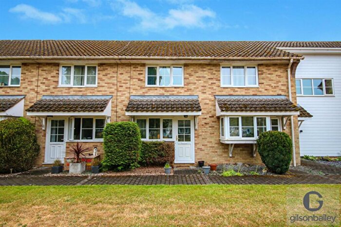 2 Bedroom House For Sale In Ellis Gardens, Keswick Hall, NR4