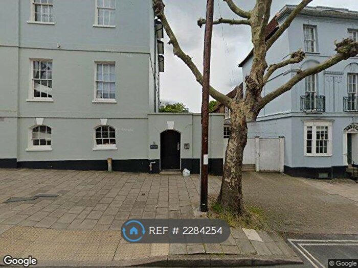 2 Bedroom Flat To Rent In Hill House, Saffron Walden, CB10