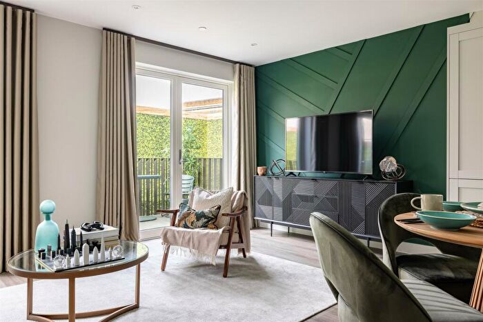 1 Bedroom Apartment For Sale In Forest Road, Walthamstow, E17