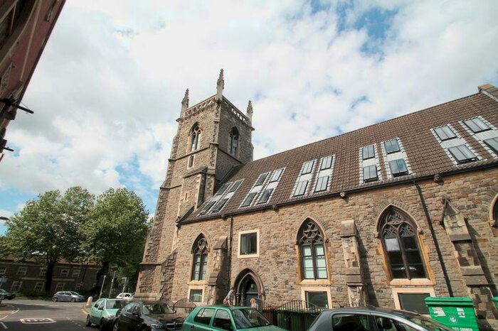 3 Bedroom Flat To Rent In **Student Property** The Nave, Braggs Lane, St Judes, BS2