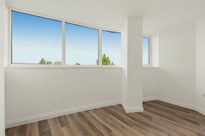 1 Bedroom Flat To Rent In Gateway Guildford, Power Close, Guildford, GU1