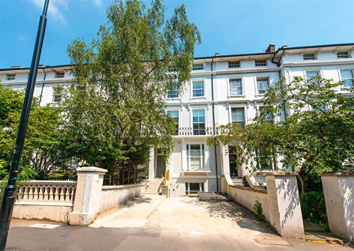 2 Bedroom Flat To Rent In College Crescent, Swiss Cottage, NW3