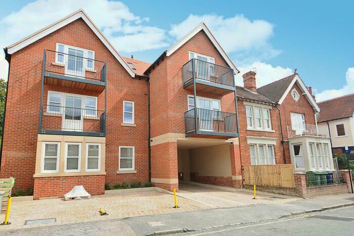 1 Bedroom Apartment To Rent In Hill Top Road, East Oxford, OX4